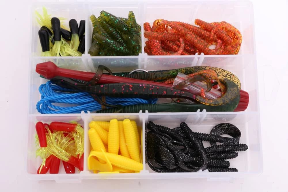 Red Wolf Bass Lure Kit, 80-pc 1 Red Wolf Bass Lure Kit, 80-pc